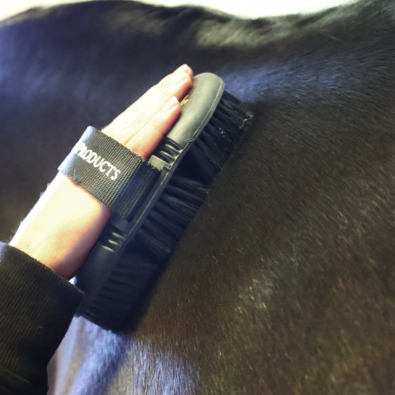 Supreme Products Pro Groom Body Brush - Black/Gold-1