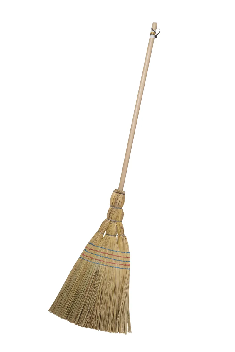 ProStable Mega Corn Broom in Brown